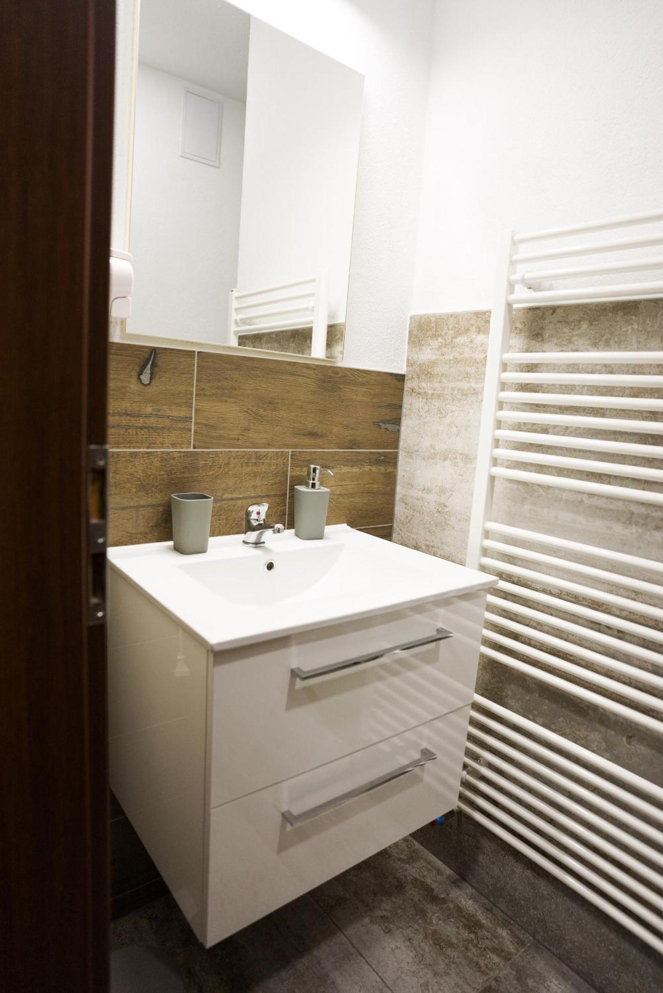 Apartmany Banff Bešeňová Eksteriør billede