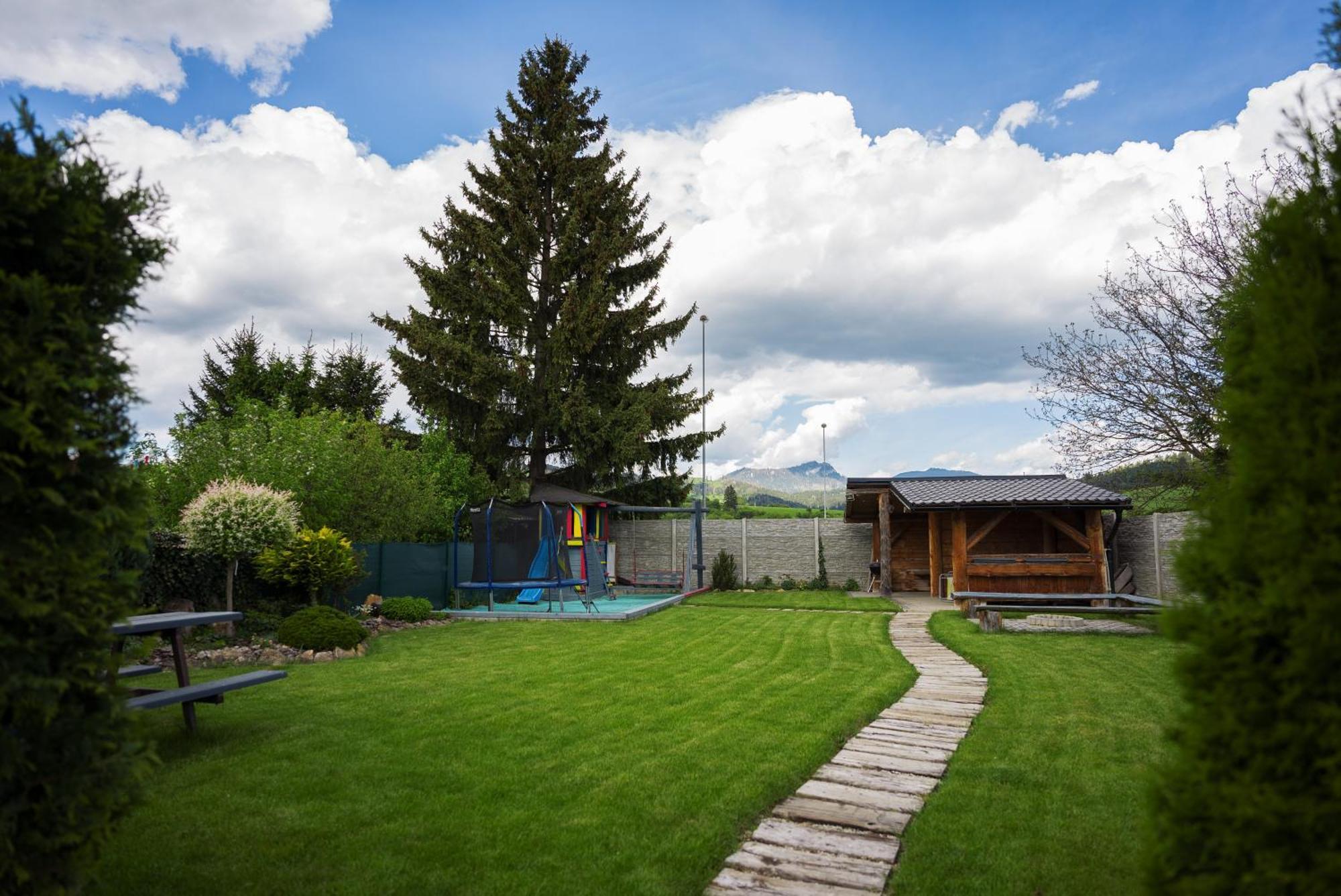 Apartmany Banff Bešeňová Eksteriør billede