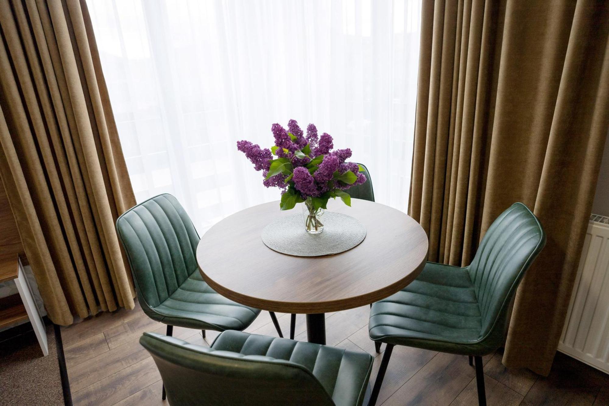 Apartmany Banff Bešeňová Eksteriør billede