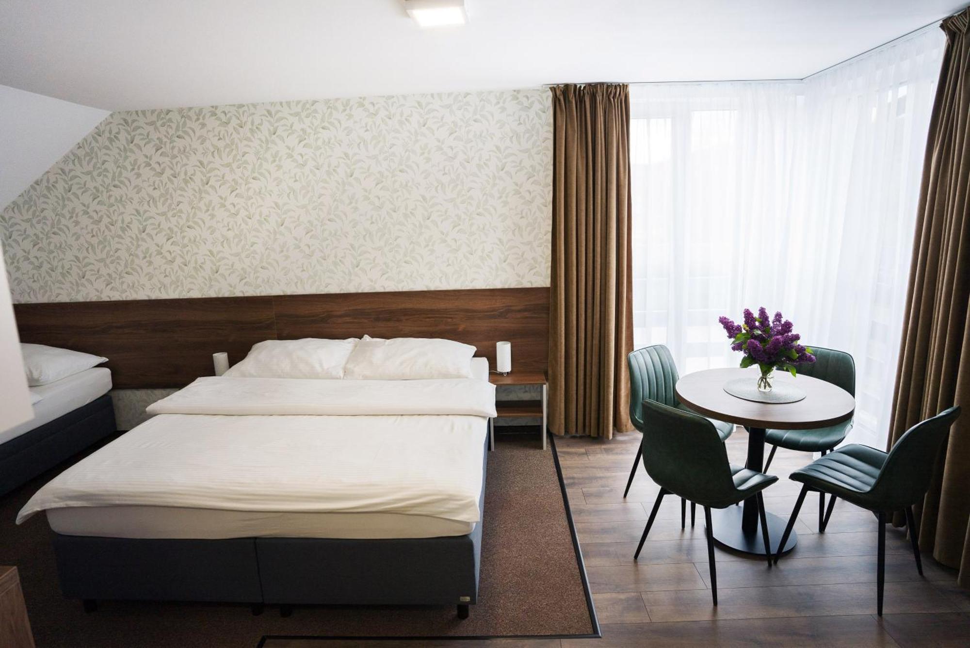 Apartmany Banff Bešeňová Eksteriør billede